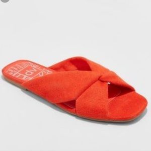 NWT Dolce Vita Addie Knotted Slide Sandals